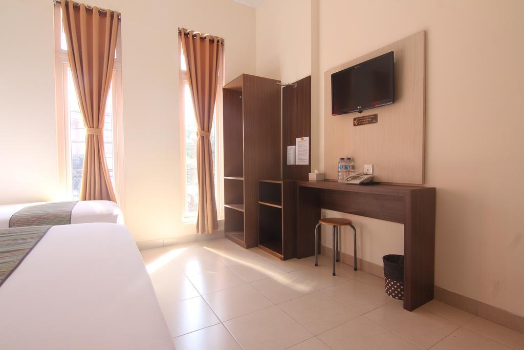 Hotel Pules Джок'якарта Номер фото